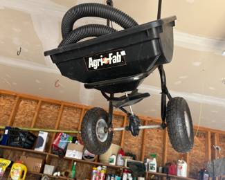 . . . Agri-Fab spreader