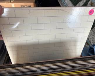 . .. Pink Floyd The Wall