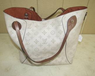 Louis Vuitton Purse 