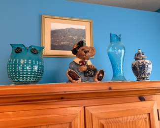 Owl vases
Cookie jar