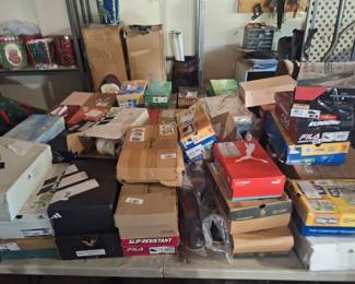 100 pairs of shoes new 10 and up