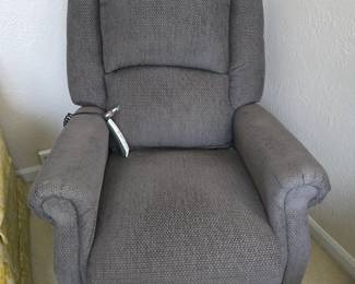 Electric lift chair