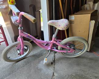 Girls bike