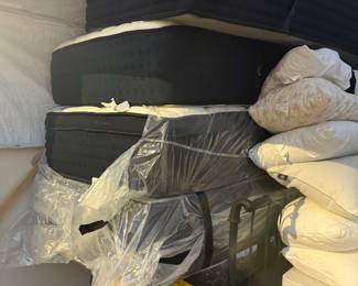 Dream cloud mattresses 2 new