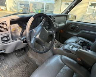 1999 gmc suburban southern car 133k