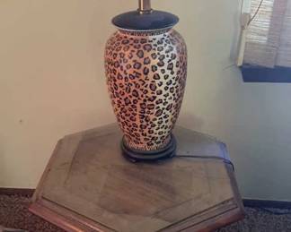 Table & Lamp 