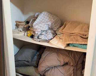 Linen Closet Contents 