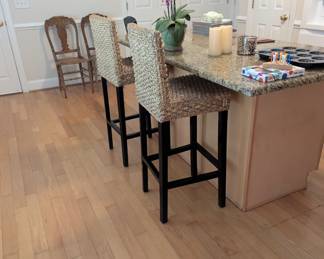 Bar stools And kitchen decor 