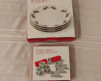 Christmas Plates & Napkin Rings 
