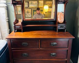 Antique dressing table 