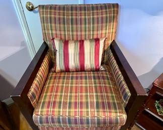 Cute plaid chair.