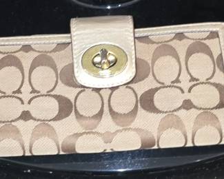 Couch Billfold