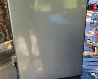 Hisense Mini Fridge