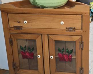 Farmhouse Corner Cabinet  - Ceremic Fruit Bowl