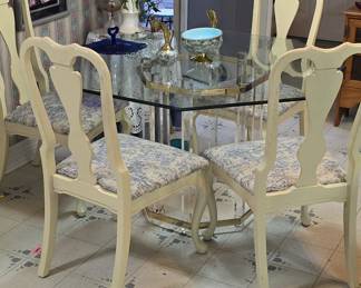 Kitchen Table with 4 Chairs