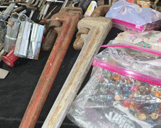 Large Wrenches - Vase Beads