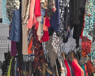 Ladies Clothes 