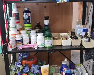 Make Up - Personal Items 
