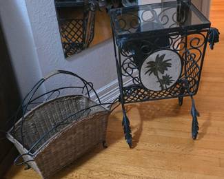 Tropical Small Table - Magazine Rack