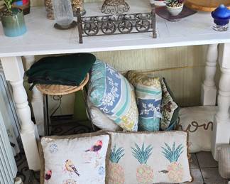 Throw Pillows 