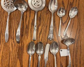 Miscellaneous Silver plate serving pieces