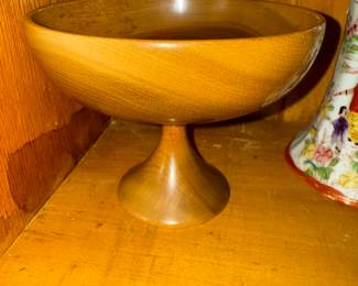 turned Wood Comport