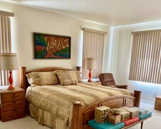 Art above bed is not incuded in the sale