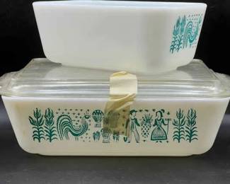 Pyrex Butterprint Refrigerator Dishes
