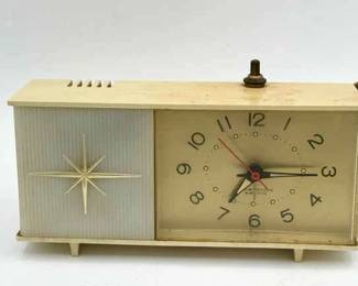 vintage Westclox Moonbeam alarm clock
