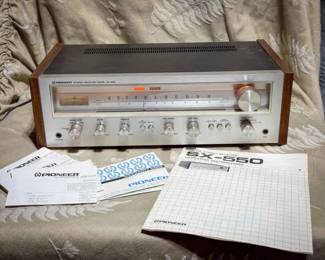 Pioneer SX-550 Stereo Receiver with Manuals
