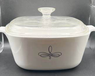Vintage Black Trefoil 2 Quart PYREX Corning Ware Covered Casserole
