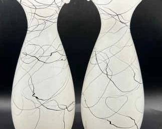 Pair of Matching MCM Frosted Art Glass Bud Vases with Spaghetti Drizzle Pattern
