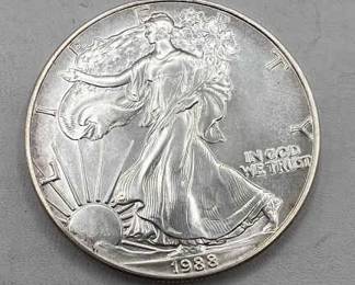 1988 One Ounce Fine Silver Walking Liberty American Eagle Silver Dollar Coin
