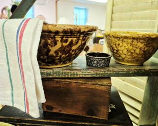 Stoneware bowls
