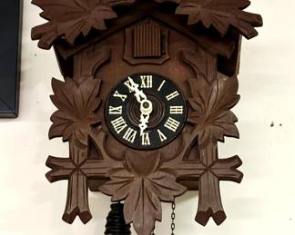 Vintage cuckoo clocks