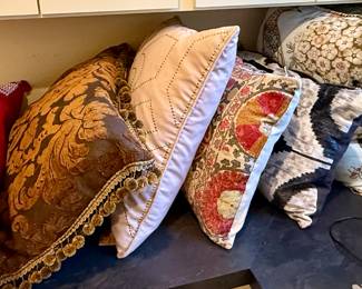 Assorted decorative pillows