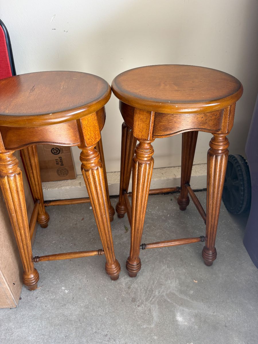 Wood counter height stools