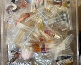 Perfume miniatures