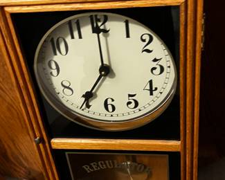 Regulator clock
