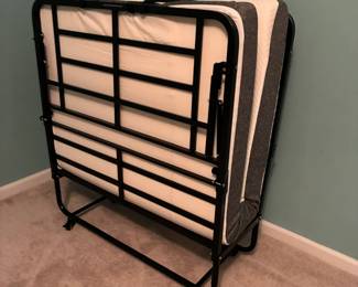 Rollaway bed