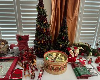 Vintage and modern Christmas decor