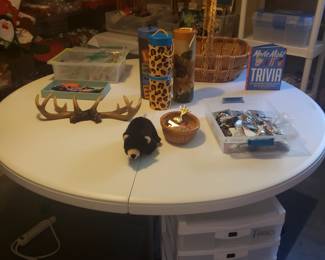 60" " lifetime" round table