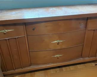 Stanley Furniture Mid Century Modern Credenza