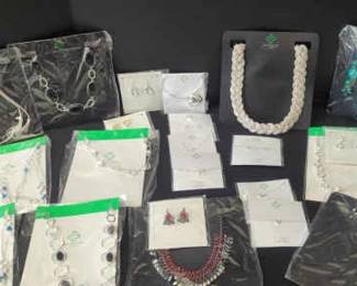 New With Tags Northern Clover Jewelery