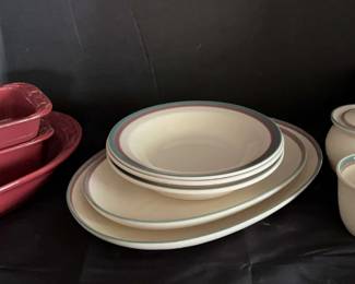 Pfaltzgraff Juniper dinnerware