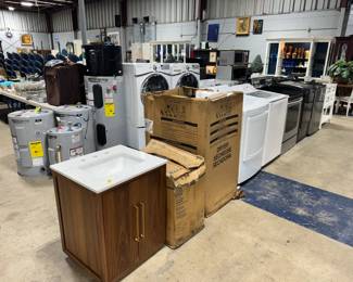 Vanity's, Water Heaters, Stoves, Washers and Dryers Orlando Estate Auction