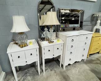 Waterford Lamps, Mirrors and Somerset Bay Furniture Orlando Estate Auction