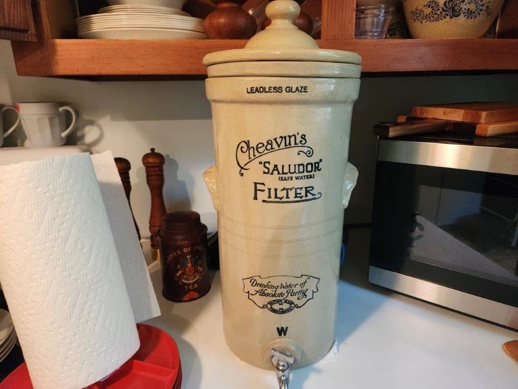Antique Chaevin's Saludor Safe Water Filter