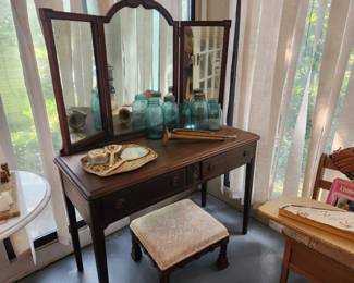 Dressing Table, Old Ball / Atlas Jars