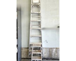 Werner Job Master 8 Ft Commercial Ladder Coupled with Small 3 Ft Ladder